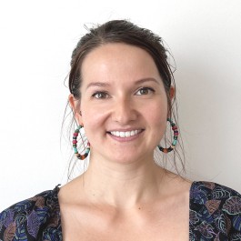 Julie spécialiste vibroacoustique 